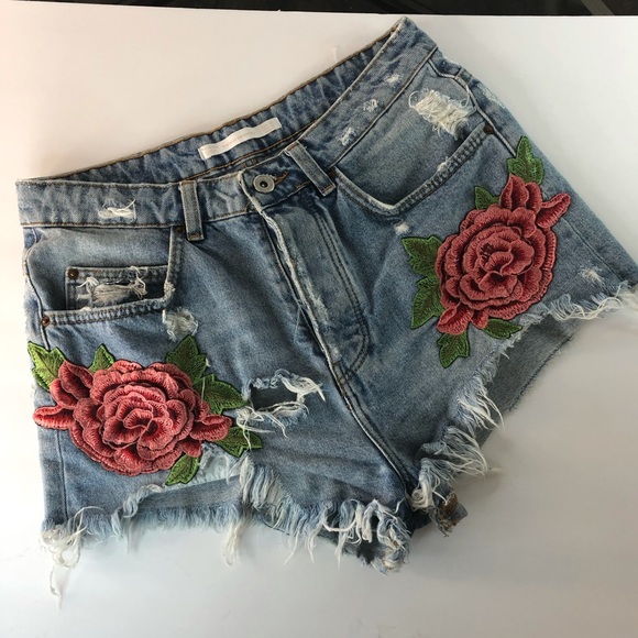 Zara denim cutoff shorts embroidered rose - Picture 2 of 8